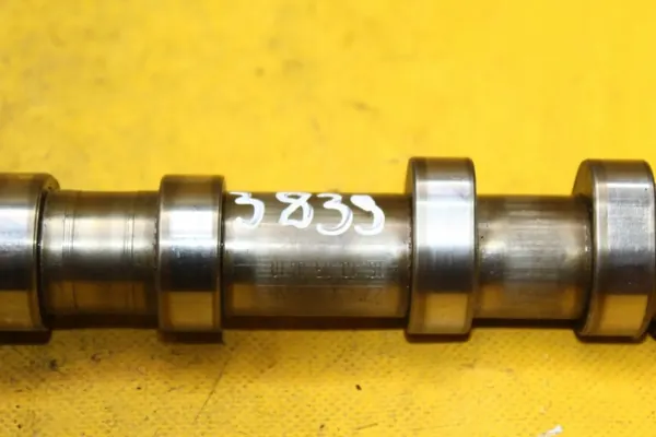 Arbre à cames échappement OEM 03CAF pour VW Golf V 1.4 FSI image 7