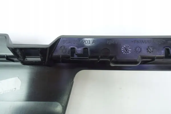 VW ID.3 Vasen Takaoven Lista OEM 10A839901A image 4