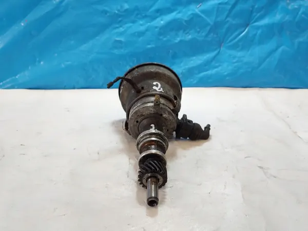 Zündspule Ford Sierra 1.8 B OEM 0237520009A image 9