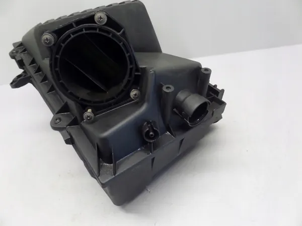 Ilmansuodattimen kotelo VW New Beetle 1.6 8V AYD 98-10 image 3