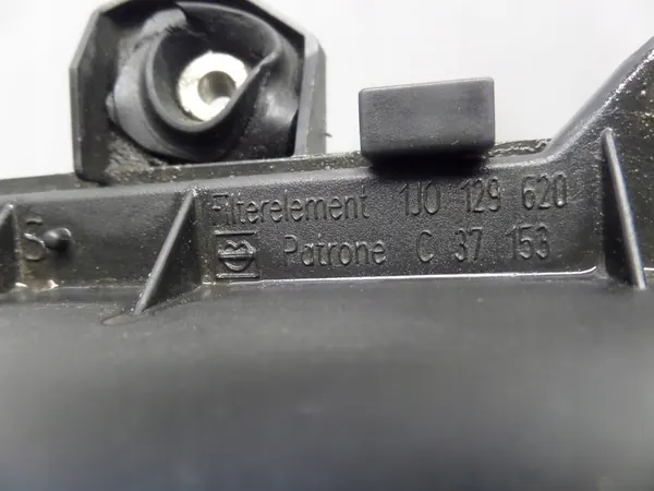 Ilmansuodattimen kotelo VW New Beetle 1.6 8V AYD 98-10 image 6