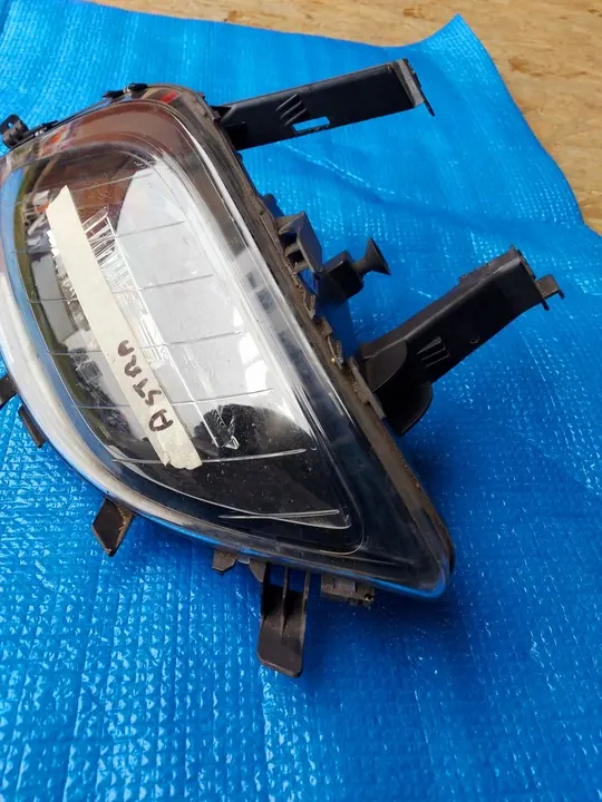 Farol de neblina esquerdo Opel Astra J IV 2009+ OEM 13293622 image 2