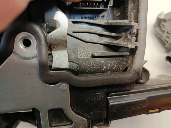 BMW X5 Türschloss vorne links Soft Close OEM 7167579 image 10