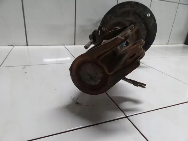 VOLVO S40 V40 2000 1.8 B McPherson Droit Avant image 2