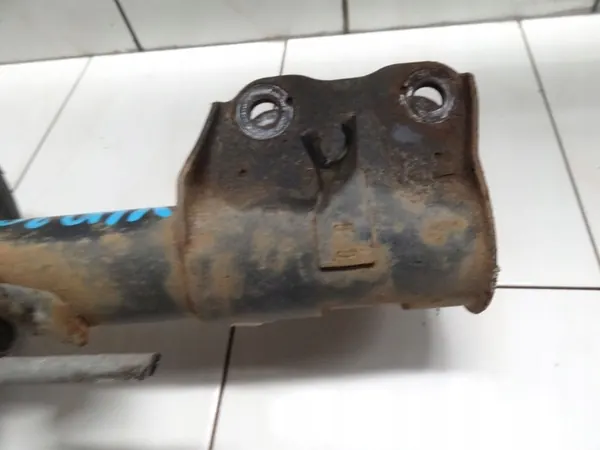 VOLVO S40 V40 2000 1.8 B McPherson Droit Avant image 5