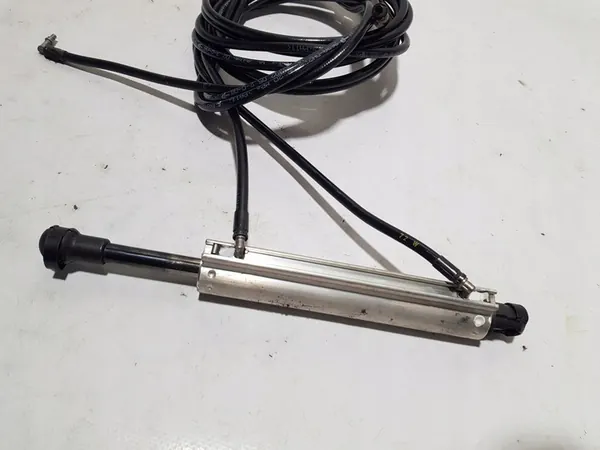 Trunk Lift Support Mercedes ML W164 GL X164 A1648003048 image 4