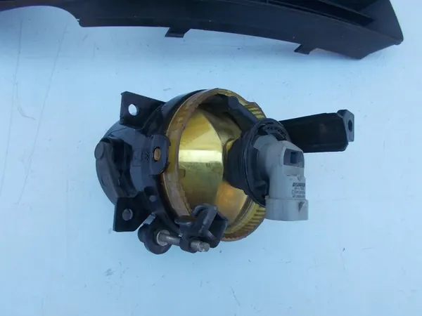 Grade de para-choque halógena direita Volkswagen Touran I 03-06 image 4