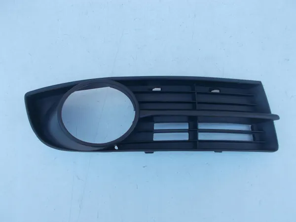 Grade de para-choque halógena direita Volkswagen Touran I 03-06 image 8