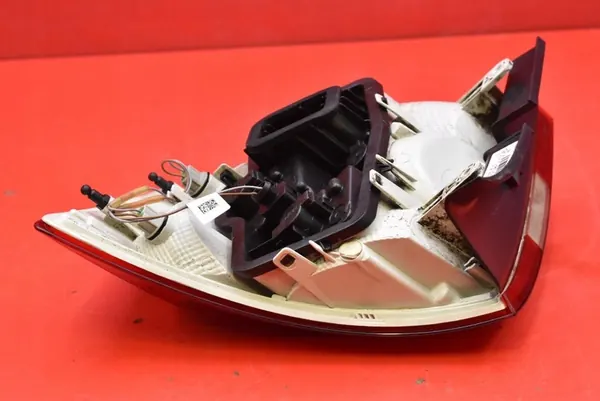 Lámpara trasera izquierda 5JJ945095 Skoda Rapid 12-17 image 5