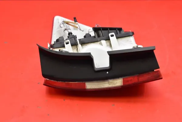 Lámpara trasera izquierda 5JJ945095 Skoda Rapid 12-17 image 6