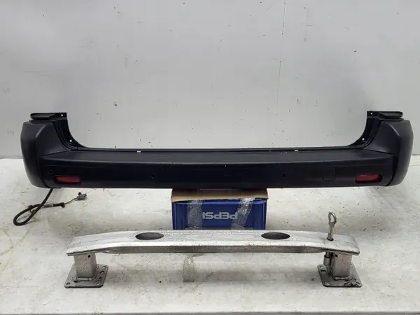 Barra parachoques trasera OEM 9808286980 Opel Vivaro C image 2