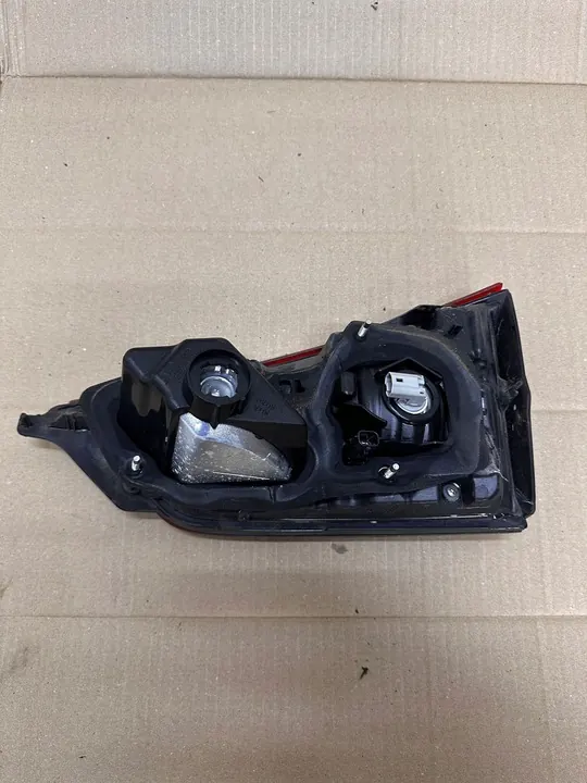 Nissan Qashqai II J11 Vänster Baklykta 265554EA5A image 2