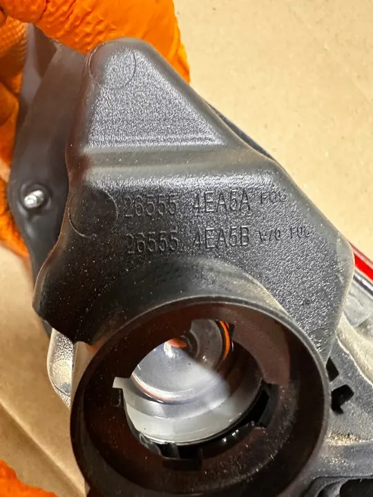 Nissan Qashqai II J11 Vänster Baklykta 265554EA5A image 3