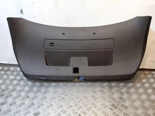 Audi A7 S7 4G 2013 Tavaratilan kansi OEM 4G8867979A image 2