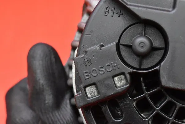 Vaihtovirtageneraattori BMW E90 E91 2.0i 7532966-05 image 9