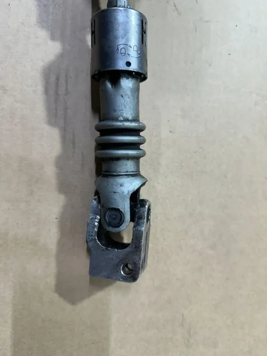 Joint de colonne de direction OEM A2054620478 image 4