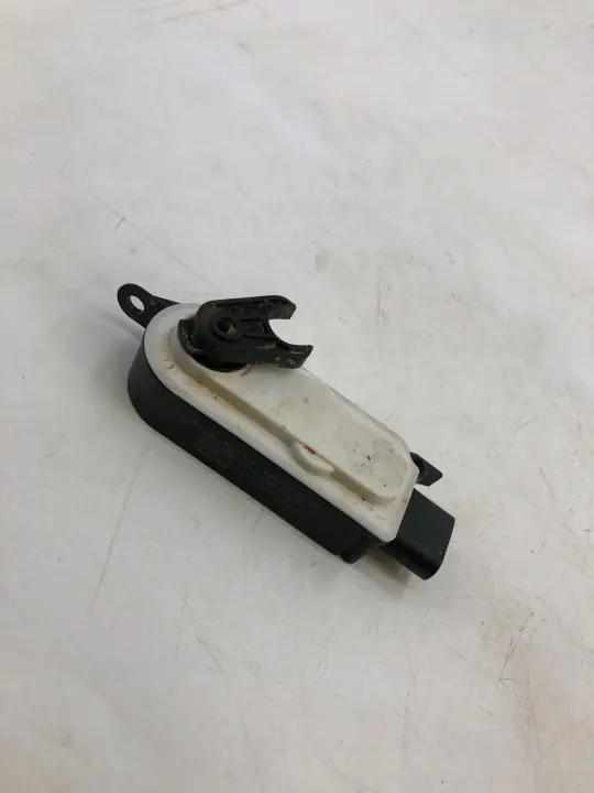 Motor de compuerta VW OEM 131888800021 para Polo Classic image 2