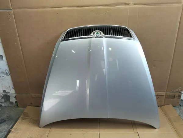 Capô Skoda Octavia IV usado OEM maska image 8