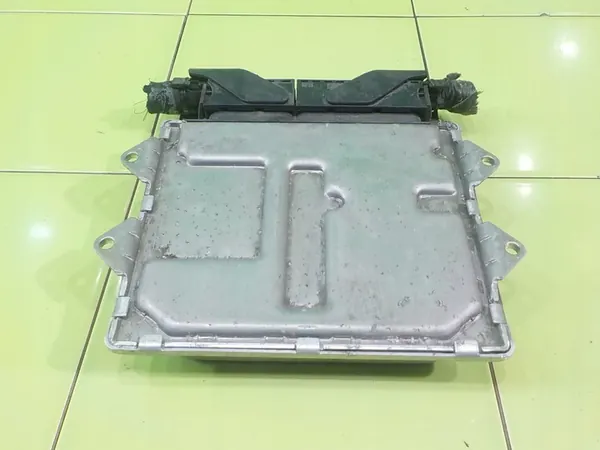 OPEL COMBO D 1.3 CDTI Moottorinohjain 55255949 image 2