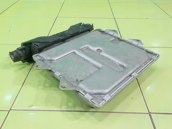 OPEL COMBO D 1.3 CDTI Moottorinohjain 55255949 image 5