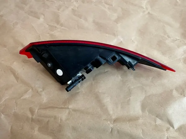 Land Rover Discovery 5 taka-sumuvalo vasen OEM HY3216K272AA image 4