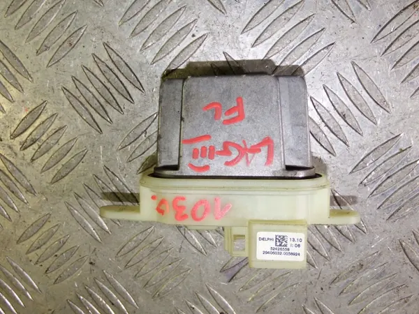 Resistencia ventilador OEM 52426558 para Renault Laguna III Lift image 2