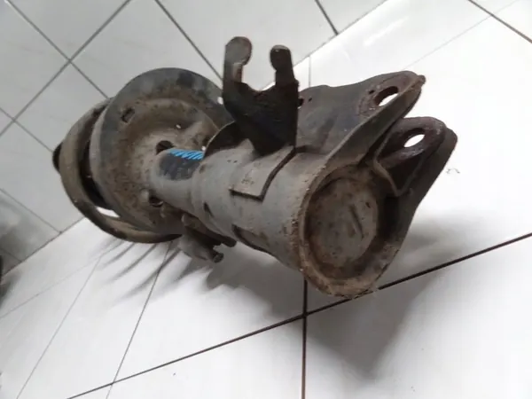 VOLVO S40 V40 2000 1.8 B McPherson Gauche Avant image 4