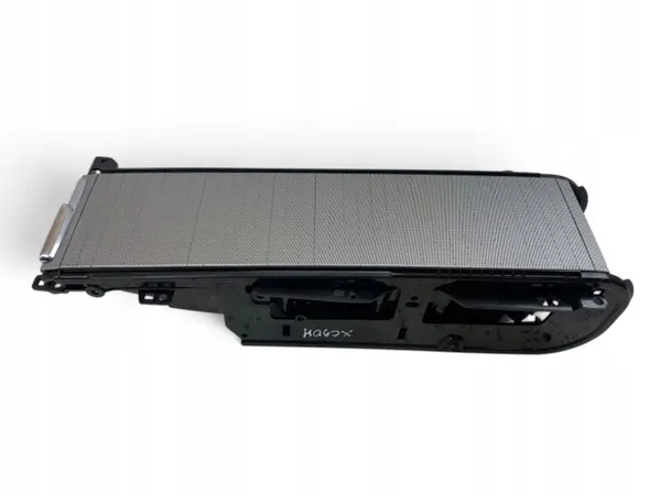 Volvo XC90 Bekerhouder OEM 31448281 Dashboard image 6