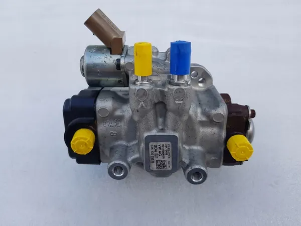 Volkswagen OE 03N130755C Kraftstoffpumpe image 2