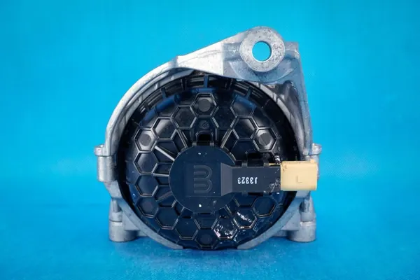 Vasen moottorituki Audi A6 4K C8 A7 4K8 2.0TFSI 4M0199371GH image 3