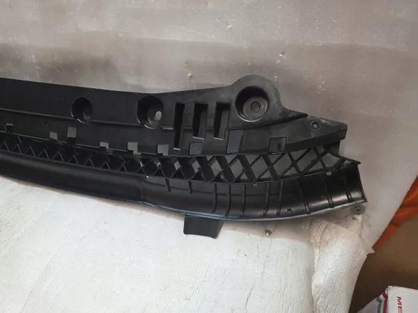 Refuerzo parachoques delantero OEM 85H807611 Audi Q6 e-tron image 7
