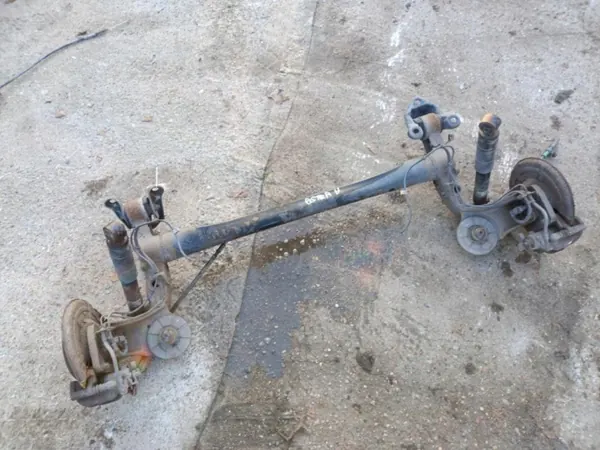 Opel Astra H Kombi Hinterachsschwinge OEM Wrakowisko-17173- image 2