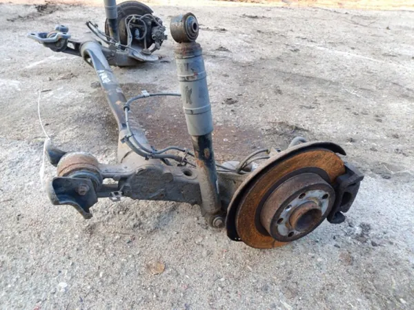 Opel Astra H Kombi Hinterachsschwinge OEM Wrakowisko-17173- image 6