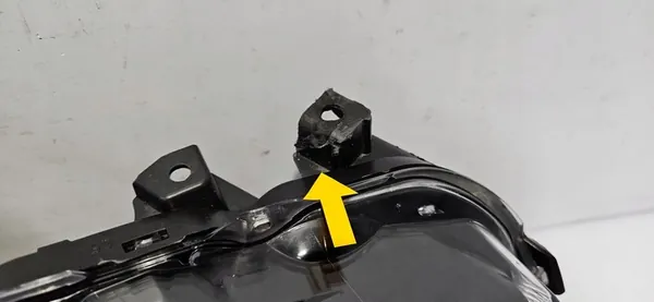 Faros Delantero Derecho Toyota Auris II Lift 15-18 OEM 81130-02K30 image 4