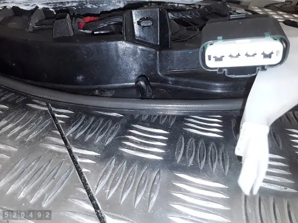 Hyundai Fensterheber OEM 9360000100 - Gebraucht image 4
