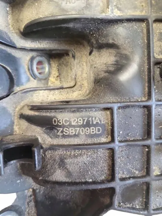 Collecteur d'admission SKODA OCTAVIA II 03C145749B image 5