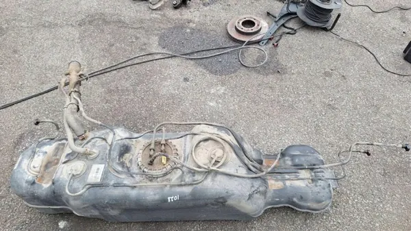 Réservoir à carburant Ford OE AB31-9K007-AM - Occasion image 3