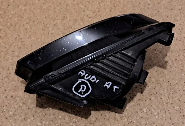 Farol de neblina direito dianteiro Audi A5 Lift image 2