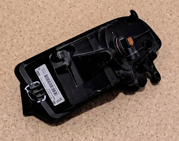 Farol de neblina direito dianteiro Audi A5 Lift image 6