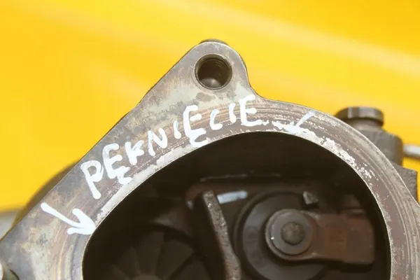 Turbocompresor Audi RS6 C5 4.2 BIT Derecho OEM 077145704K image 10