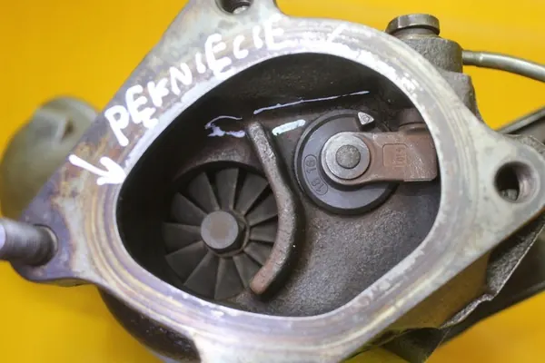 Turbocompresor Audi RS6 C5 4.2 BIT Derecho OEM 077145704K image 8