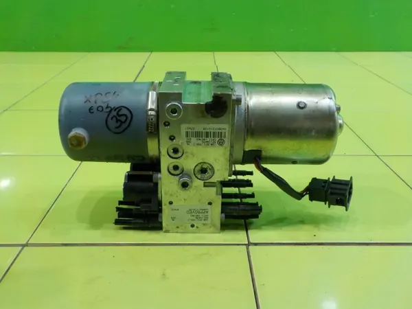 Bomba de teto VW EOS 2.0 TDI OEM 1Q0.871.789.C image 2