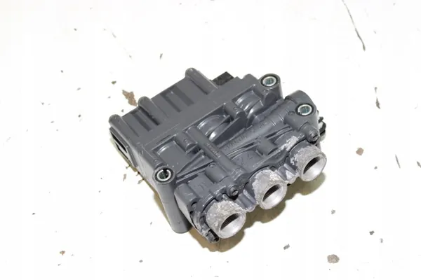 Mercedes-Benz OE A0013271425 Magnetventil image 5