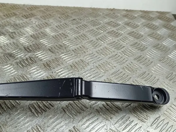 2024 Toyota GR 86 Brazo del limpiaparabrisas delantero OEM FOB55154 image 2
