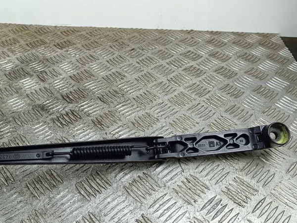 2024 Toyota GR 86 Brazo del limpiaparabrisas delantero OEM FOB55154 image 5