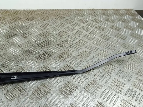 2024 Toyota GR 86 Brazo del limpiaparabrisas delantero OEM FOB55154 image 6