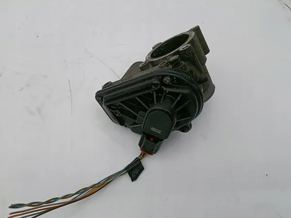 FORD FOCUS MK2 LIFT 1.6 16V DROSSSELKLAPPE 2S6U-FC image 5