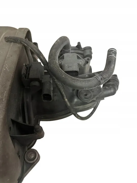 Ansaugkrümmer Audi VW 3.2 FSI 2.8 06E133210L image 6