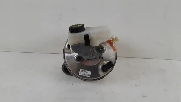 Bomba de servofreno Volvo V60 II OEM P32130198 image 2