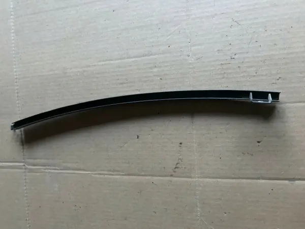 OEM ROC1479 Oikea Puoli Etuoven Ikkunalista image 3